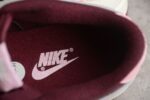 Nike Dunk Low Premium Valentine's Day - Image 10