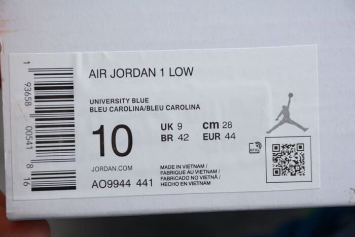 Jordan 1 Low UNC - Image 12