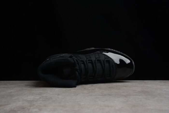 Air Jordan 11 Retro Gamma Blue - Image 7