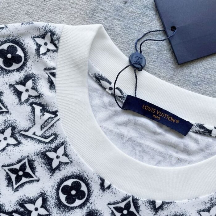 T-shirt Louis Vuitton Monogram White Deep Black - Image 7