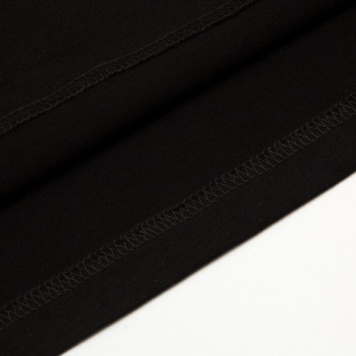 T-shirt Gucci Distressed Logo Black GC046 - Image 4