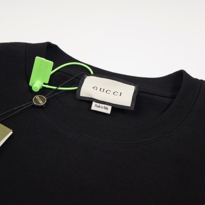 T-shirt Gucci Rainbow Logo Black GC035 - Image 7
