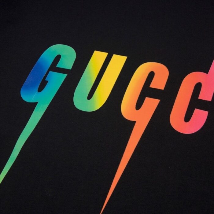 T-shirt Gucci Rainbow Logo Black GC035 - Image 4