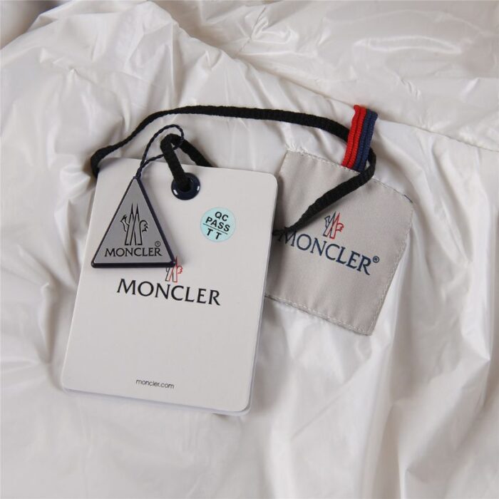 Jacket Puffer Moncler White Hooded MCL014 - Image 6