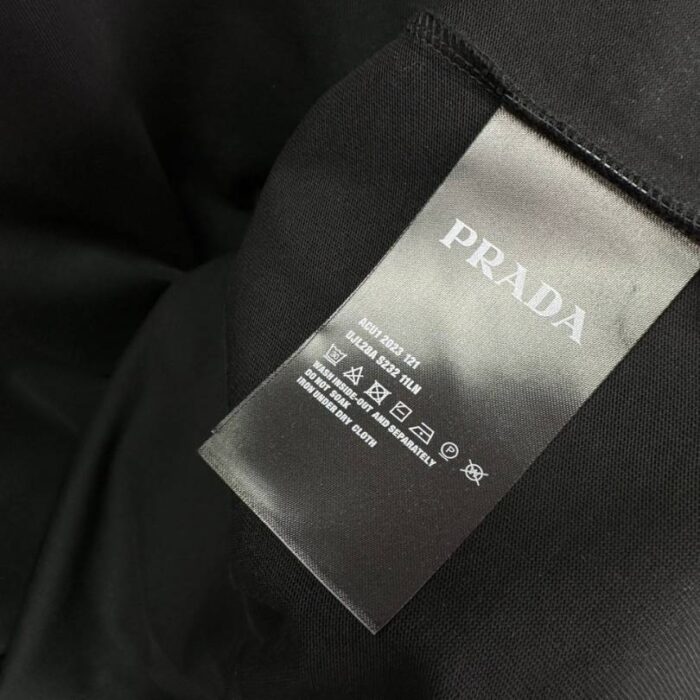 T-shirt Prada Logo Patch Black/White PD054 - Image 11
