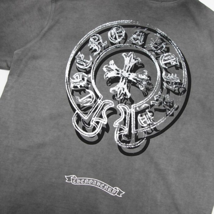 T-shirt Chrome Hearts Distressed Horseshoe Grey Logo CH033 - Image 4