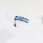 T-shirt Prada Logo Patch White PD016 - Image 9