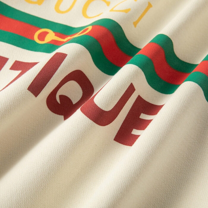 Hoodie Gucci Boutique Logo White GC077 - Image 6