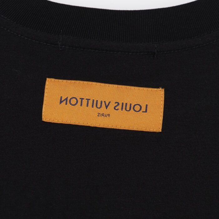 T-shirt Louis Vuitton Calligraphy Studded Black LV025 - Image 5