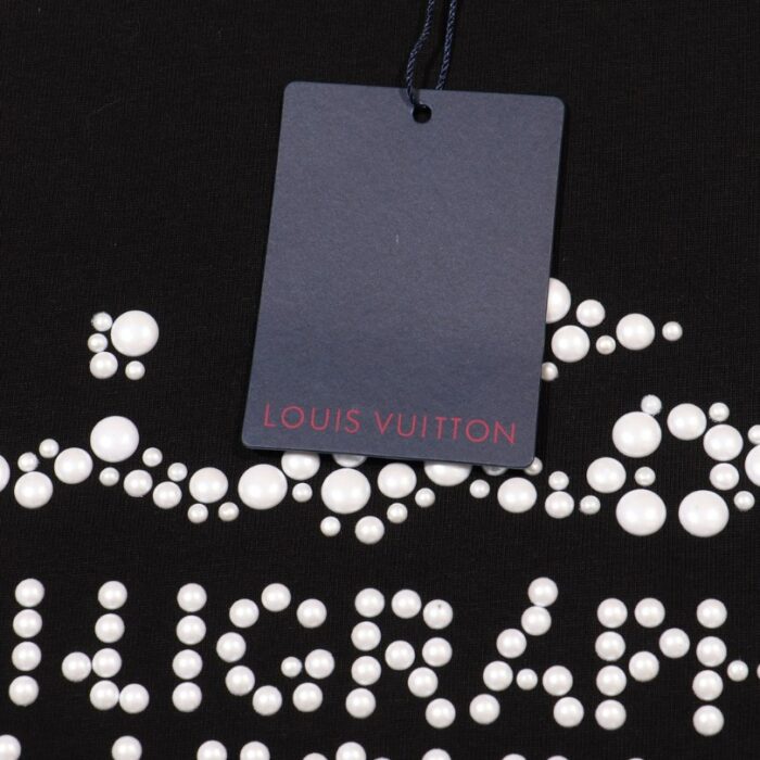 T-shirt Louis Vuitton Calligraphy Studded Black LV025 - Image 9