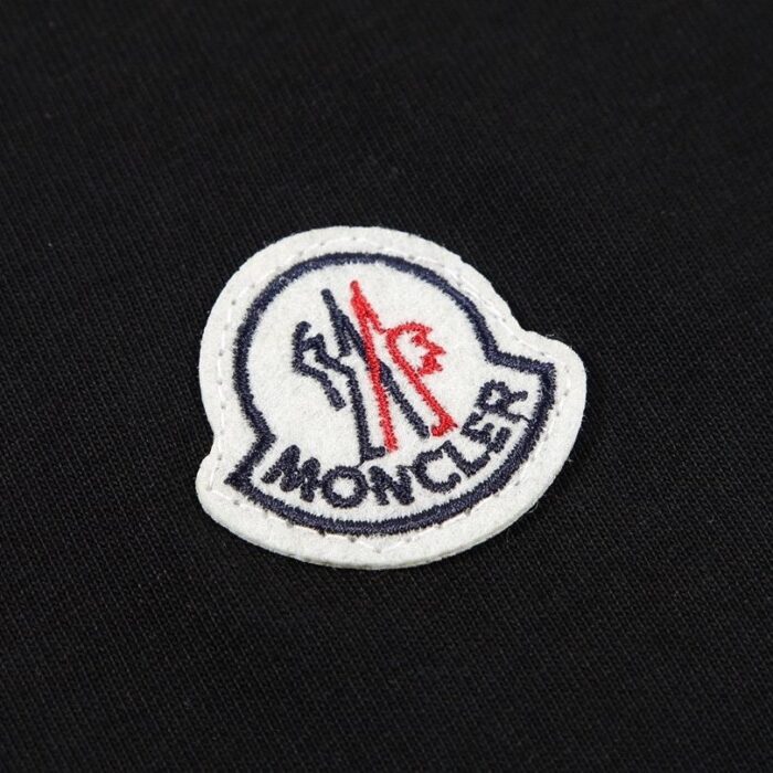 T-shirt Moncler Black Embroidered Logo Tee MCL005 - Image 4