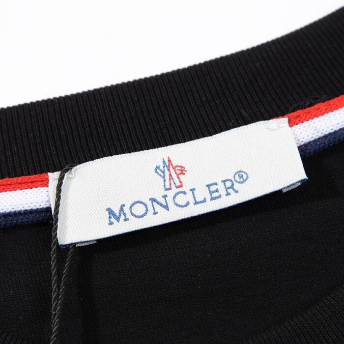 T-shirt Moncler Black Embroidered Logo Tee MCL005 - Image 5