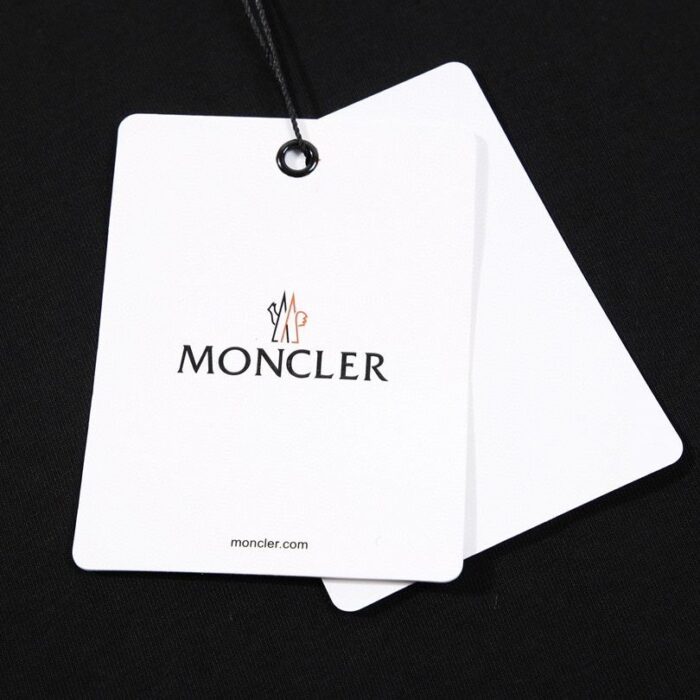 T-shirt Moncler Black Embroidered Logo Tee MCL005 - Image 7