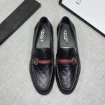 Gucci Loafer Men's Black GC158 - Image 2
