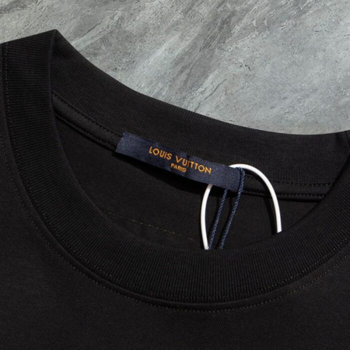 T-shirt Louis Vuitton LV191 - Image 4