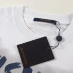 T-shirt Louis Vuitton LV209 - Image 4