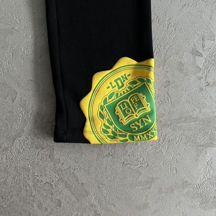 Set Syna World College Logo Black/Yellow SW004 - Image 9