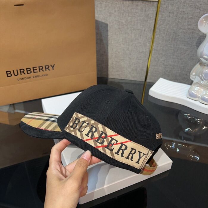 Cap Burberry BY074 - Image 3
