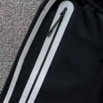 Pants Tech Fleece Verde (Reflective) NK063 - Image 4