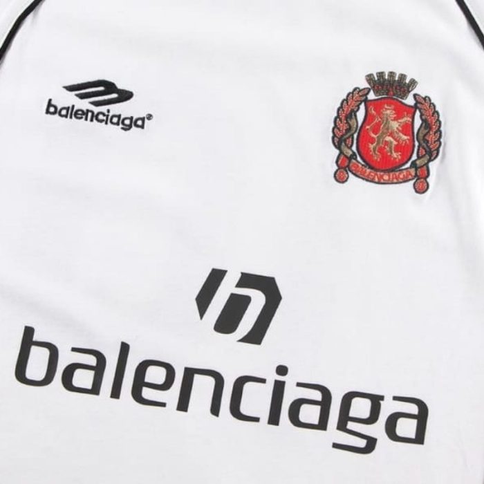 T-shirt Balenciaga Soccer Paris BL232 - Image 4