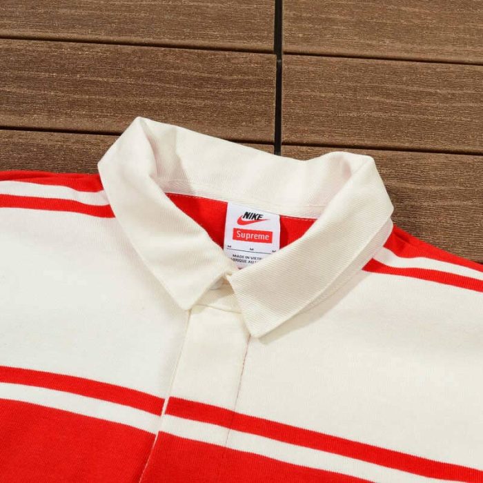 T-shirt Supreme x Nike Strip Rugby NK084 - Image 3