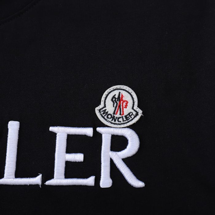 T-shirt Moncler Enfant  MCL053 - Image 3