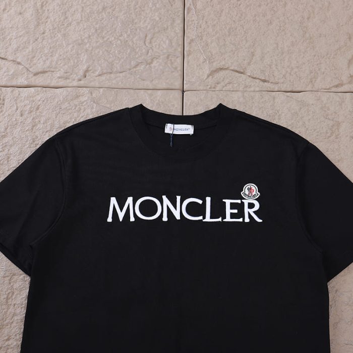 T-shirt Moncler Enfant  MCL053 - Image 2